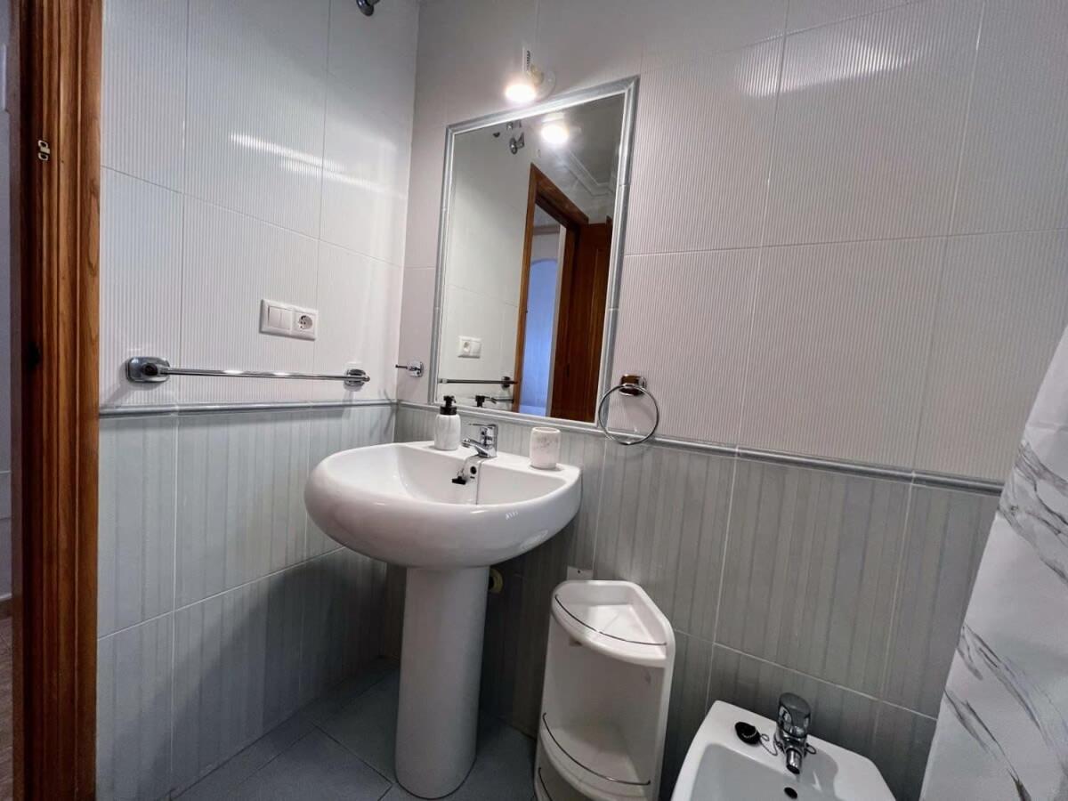 Welcoming Seafront Apartment Tv15 Torrevieja Exterior photo